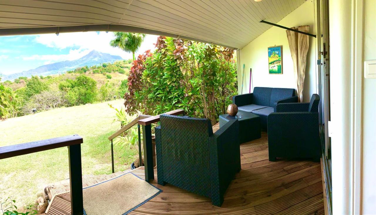 Lodge Colibris Piscine Privee Vue Panoramique Mer Et Montagne Pelee , 500 M Plage Dans Un Parc , Calme Assure Ideal Pour Decouvrir Le Nord Caraibes Le Carbet Eksteriør bilde
